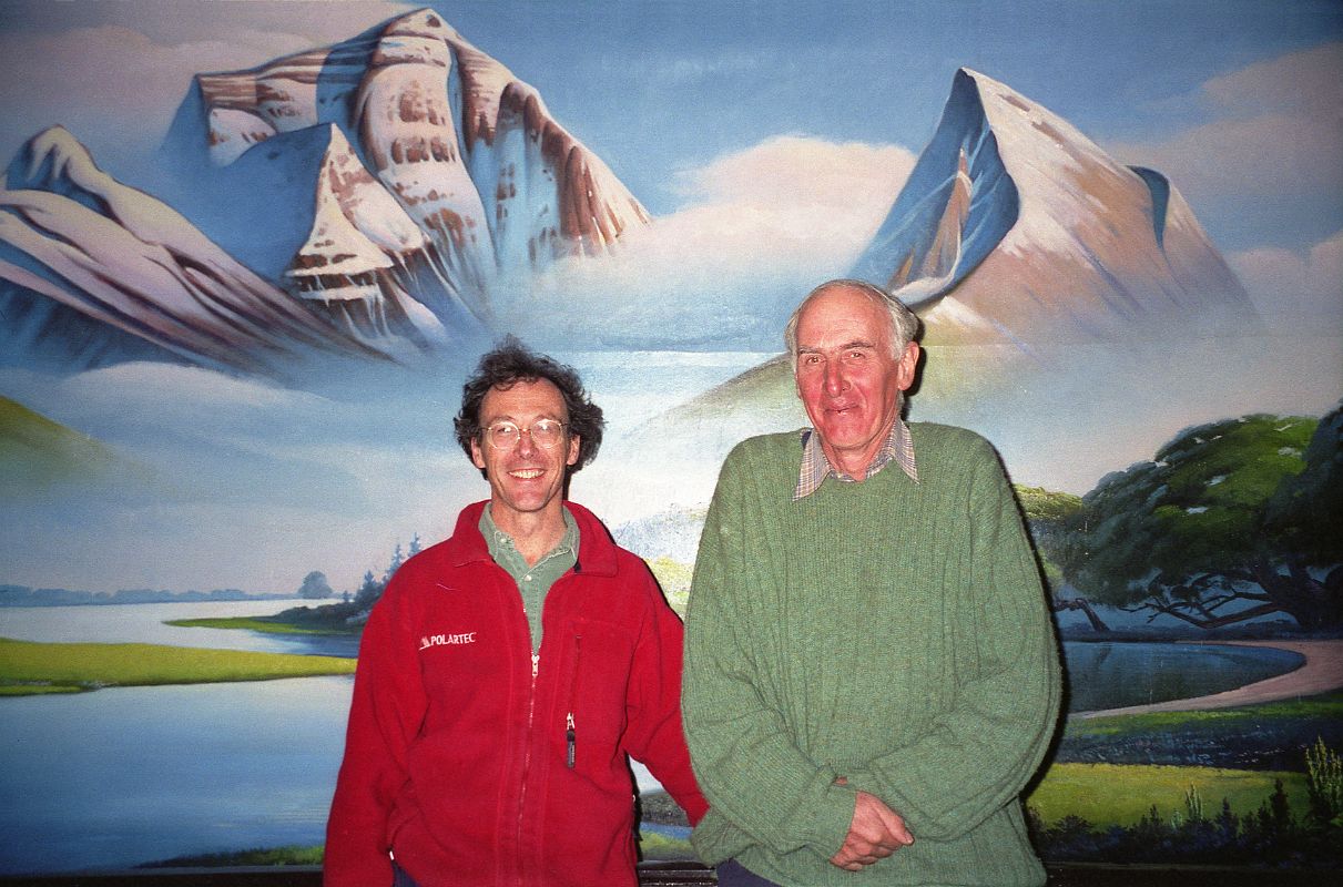 04 Stephen Venables Led A Second Trekking Group To Everest Kangshung East Face, Here With Bill Norton